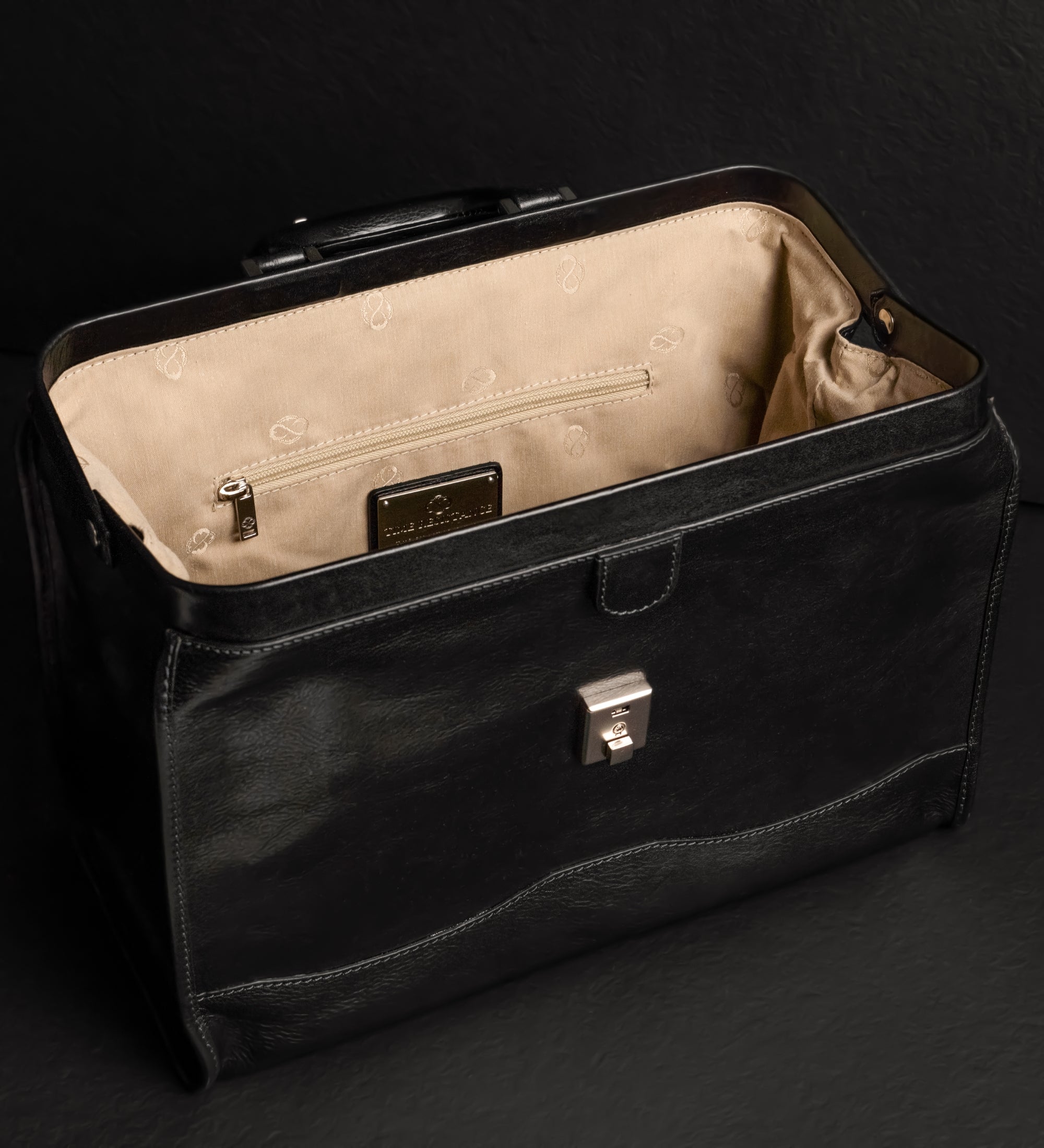 Small Leather Doctor Bag for Women- David Copperfield
