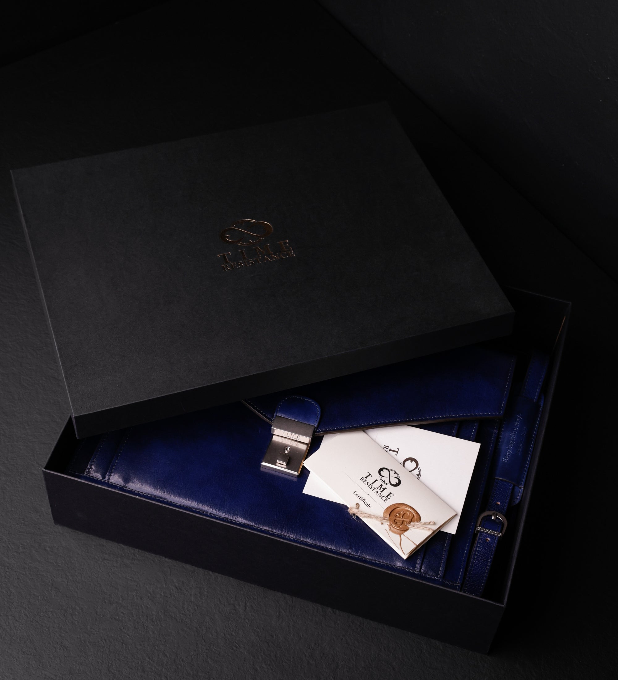 Classic Design Leather Briefcase - The Magus