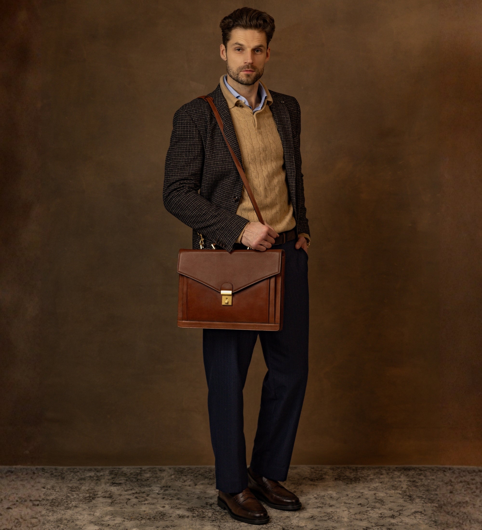 Classic Design Leather Briefcase - The Magus