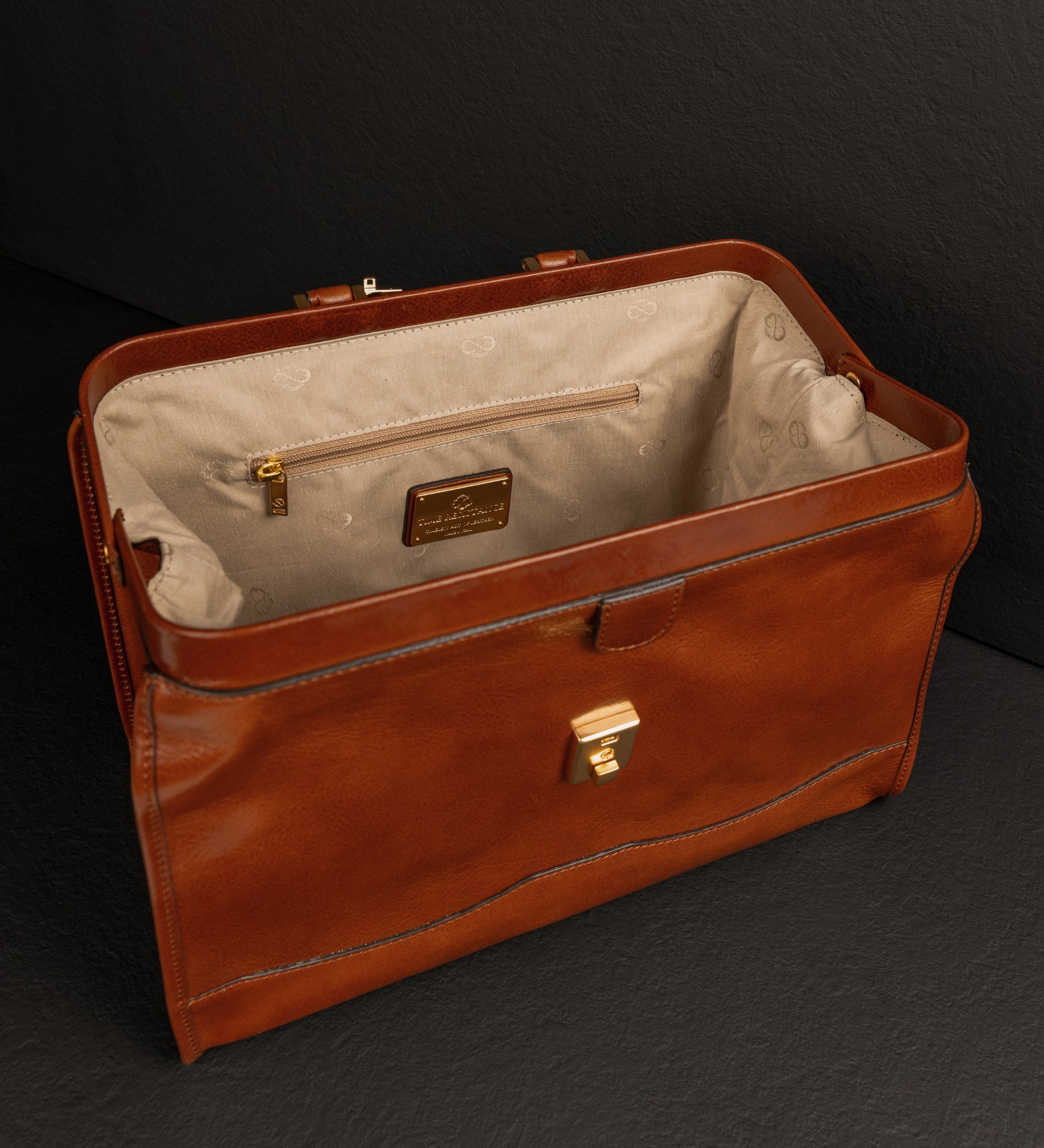Small Leather Doctor Bag for Women- David Copperfield