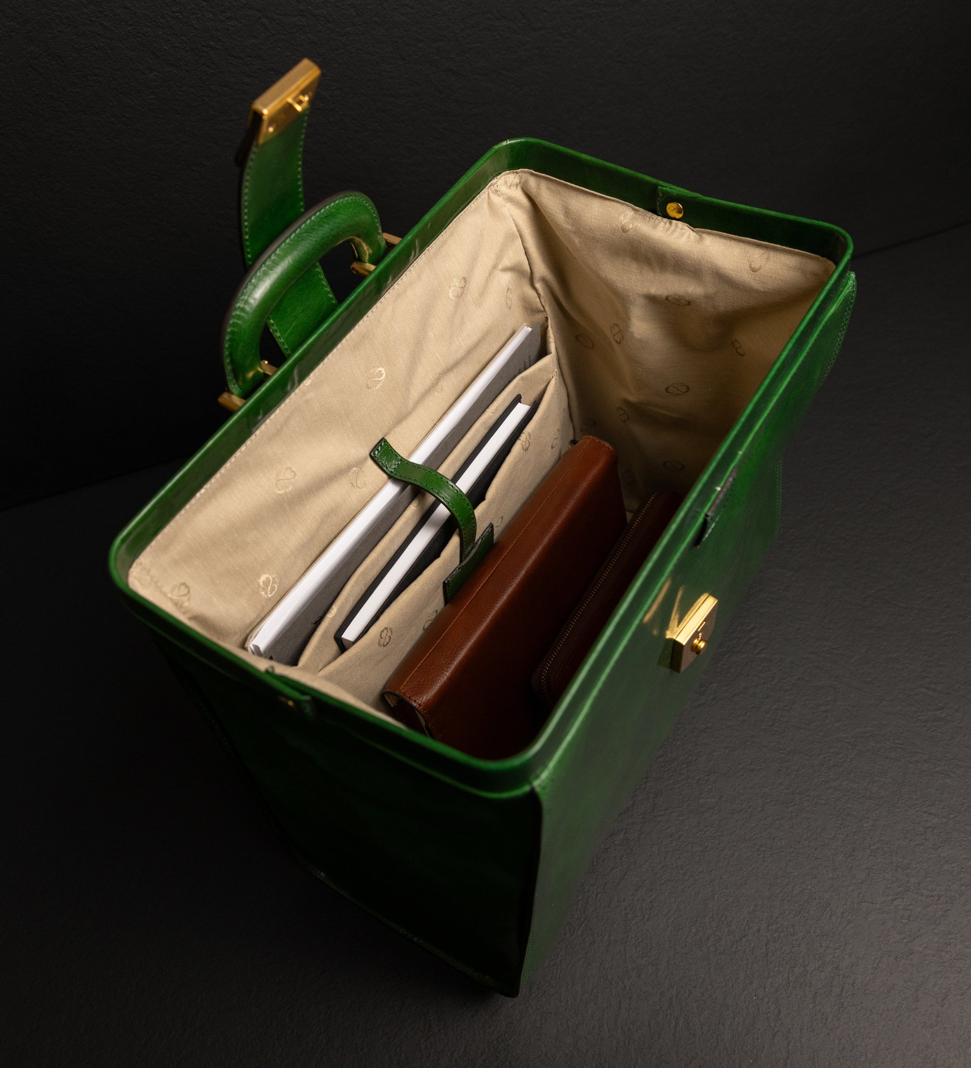 Large Leather Doctor Bag - Mrs Dalloway